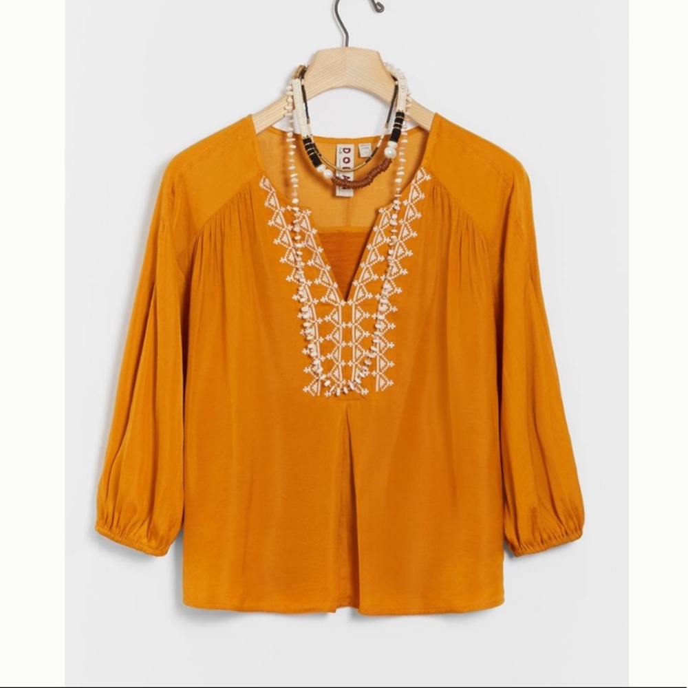 NWT anthro Dolan peasant top